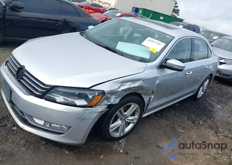2015 Volkswagen Passat 1.8T Se from USA, damaged, VIN 1VWBT7A35FC050110